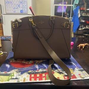 Louis Vuitton Taurillon Calfskin Vendome MM Earth 1458281 –